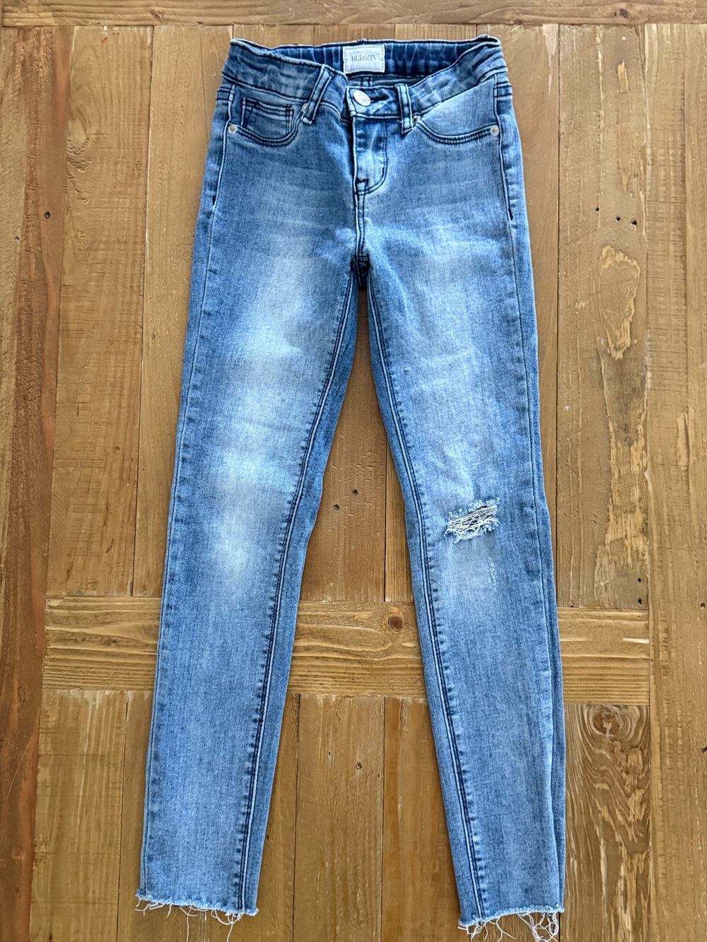 Hudson Kids Distressed Blue Skinny Jeans Size 8 Perfect Condition